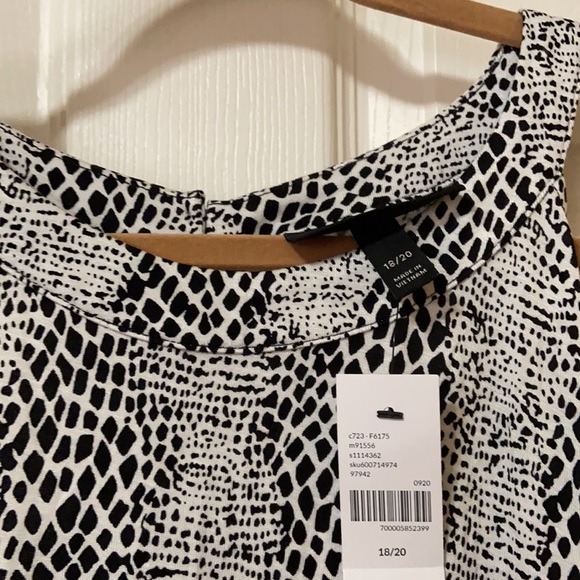 Halter mix print dress - Picture 8 of 9